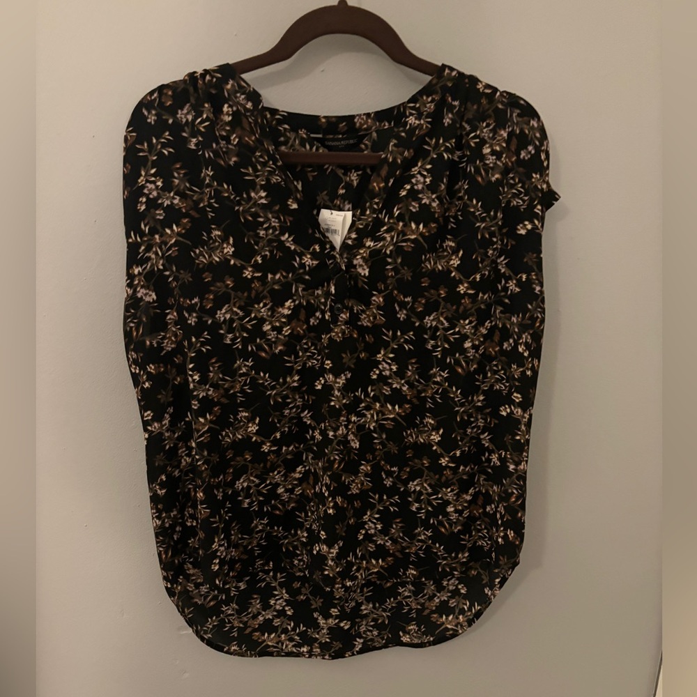 Banana Republic NWT blouse